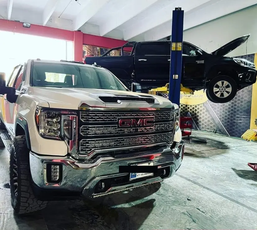 GMC Denali