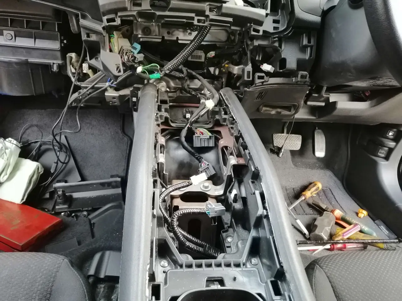 Honda Vezel fuel fil