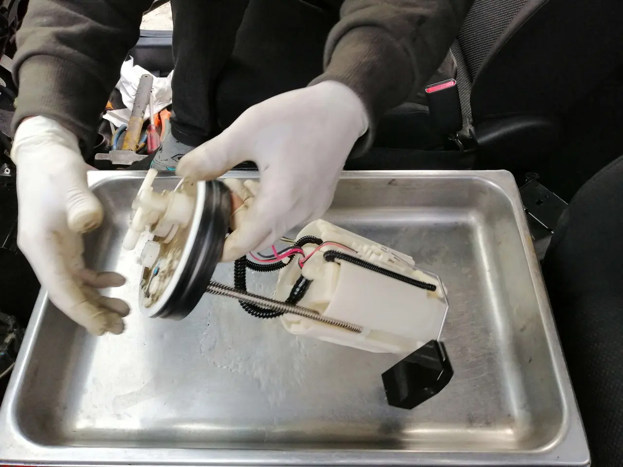 Honda Vezel fuel filter str