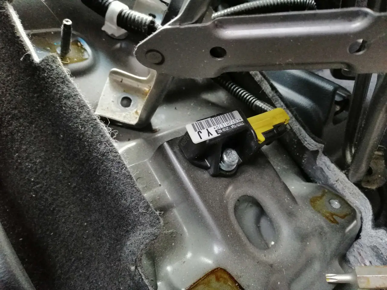 fuel filter strain
