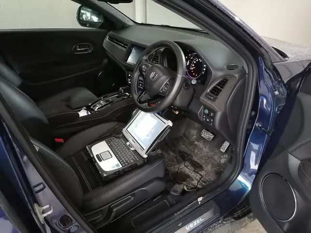 ECU Firmware Upgrade & TSB Updates — Dealer-Level