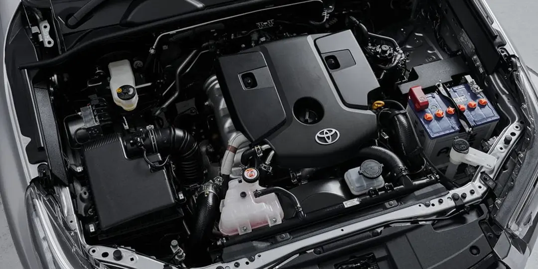 Toyota Hilux Revo Pakistan Engine Room