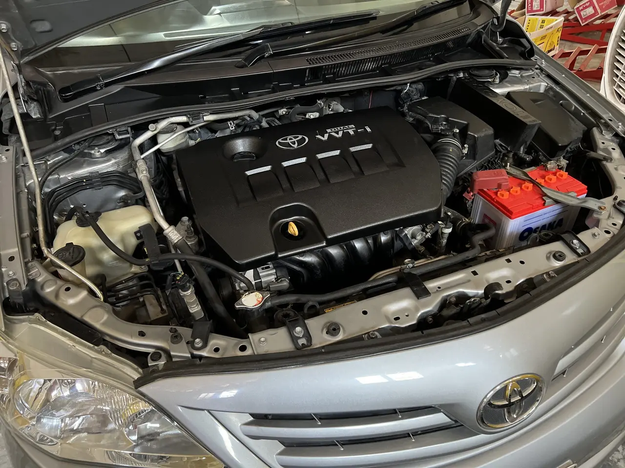 Car Engine Bay Detailing and Clean