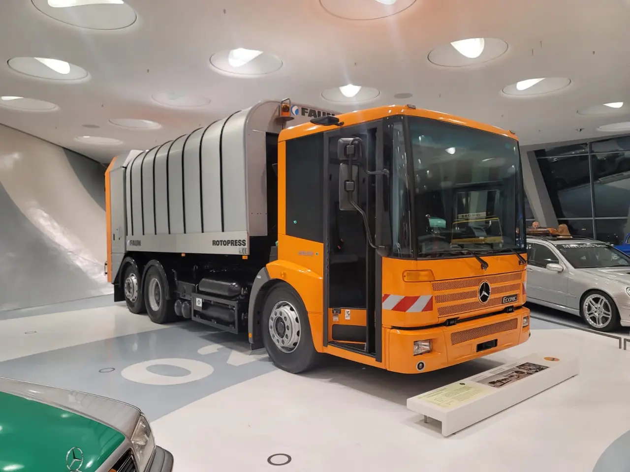 Mercedes Special equipment vehicles