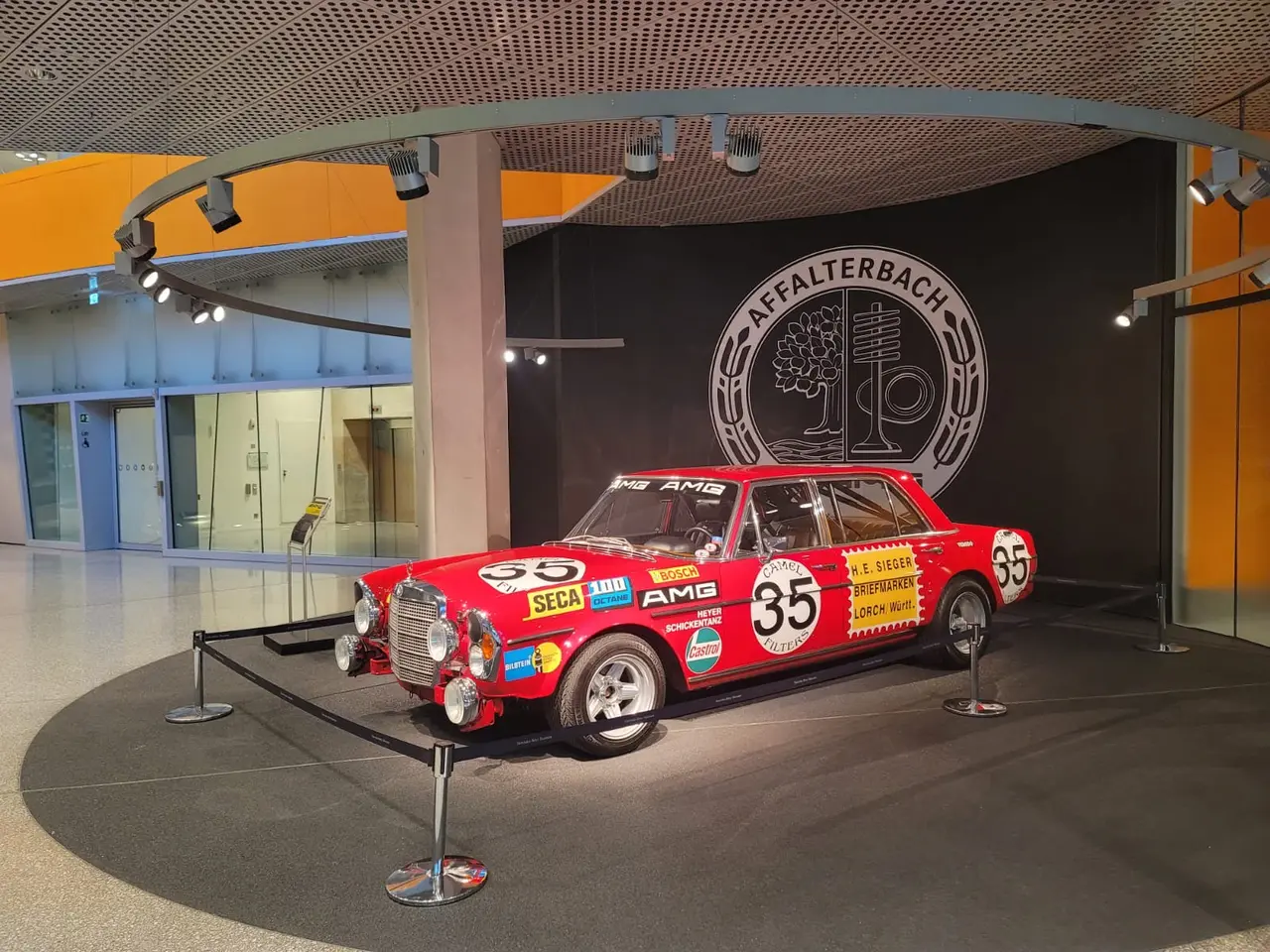 Mercedes Benz