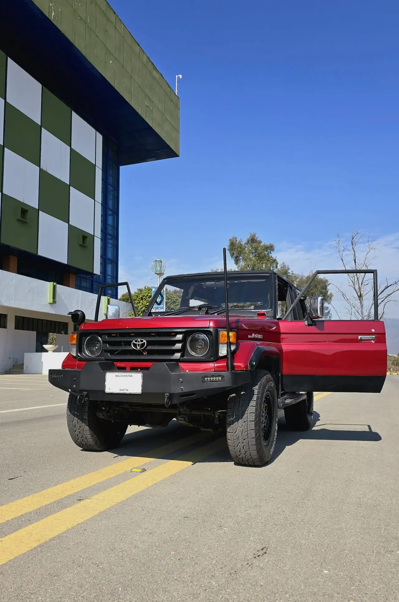 Toyota RKR project vehicle at Fixmycar.pk